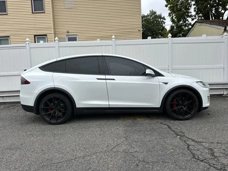 2016 Tesla Model X - Image 7 of 12