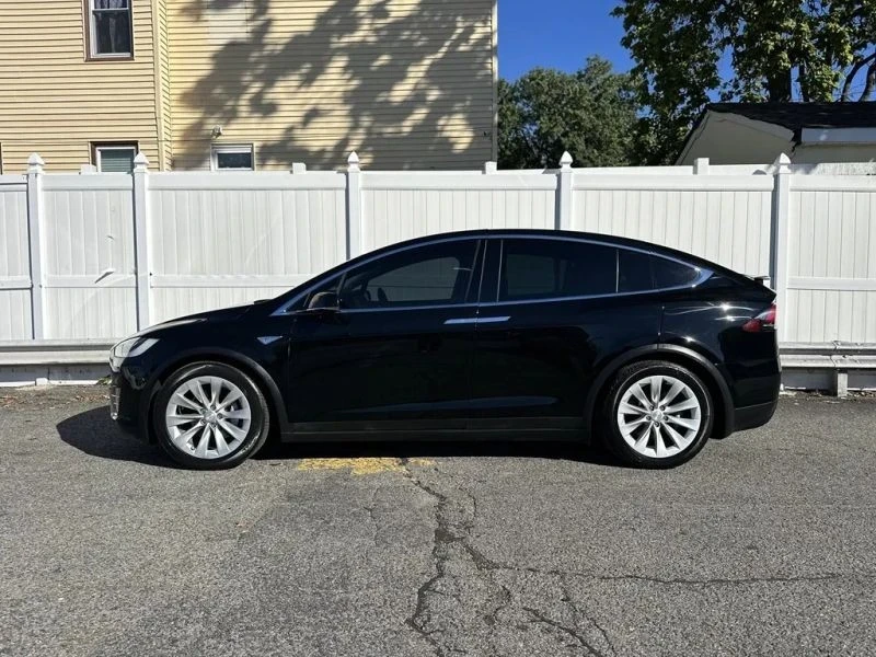 2016 Tesla Model X - Image 4 of 12
