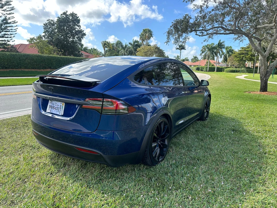 2016 Tesla Model X - Image 17 of 31