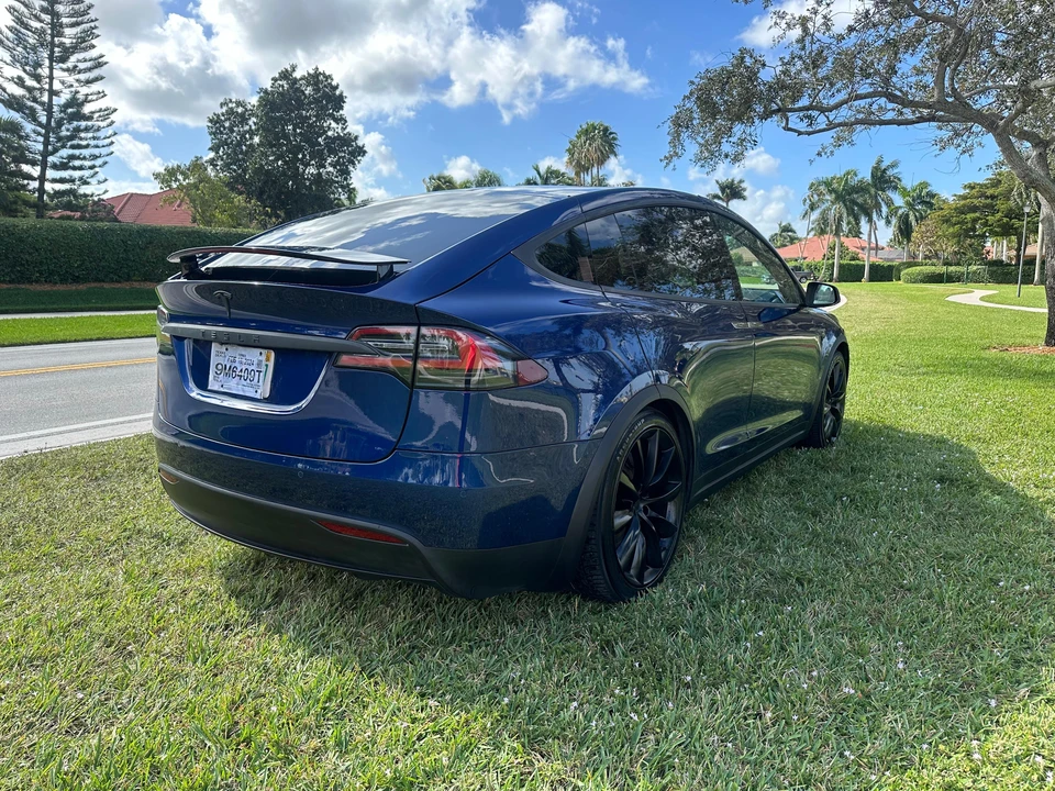 2016 Tesla Model X - Image 18 of 31