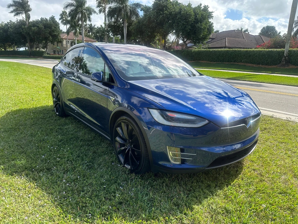 2016 Tesla Model X - Image 22 of 31