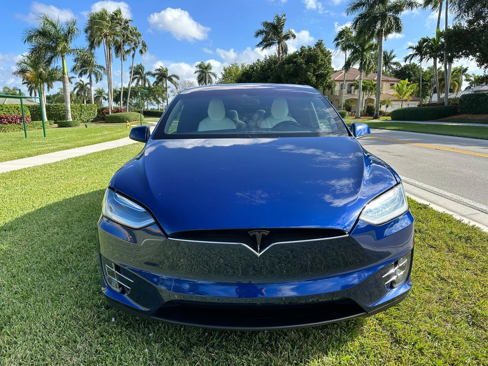 2016 Tesla Model X - Image 7 of 31