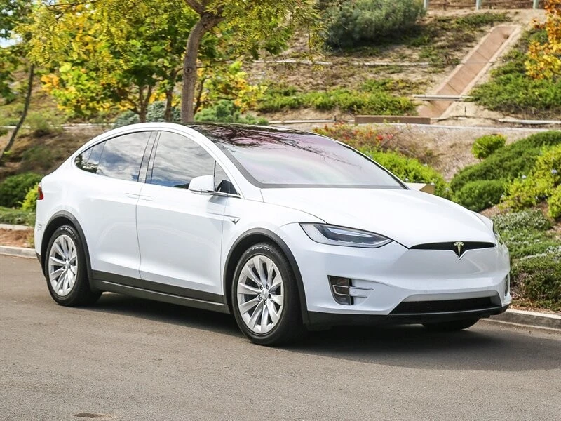 2016 Tesla Model X - Image 8 of 21