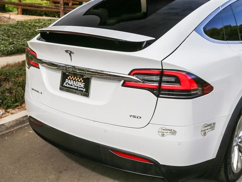 2016 Tesla Model X - Image 14 of 21