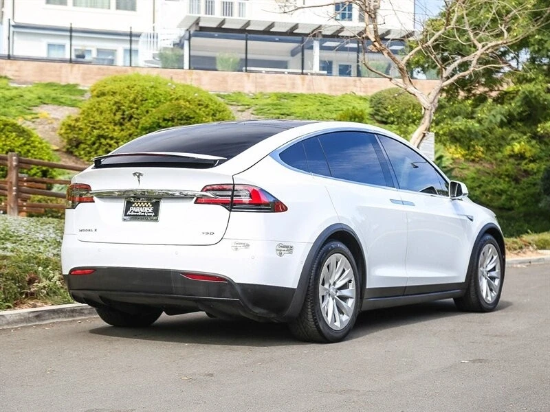 2016 Tesla Model X - Image 6 of 21