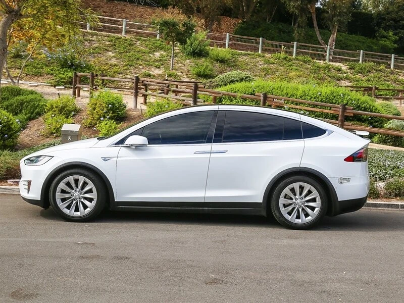 2016 Tesla Model X - Image 3 of 21