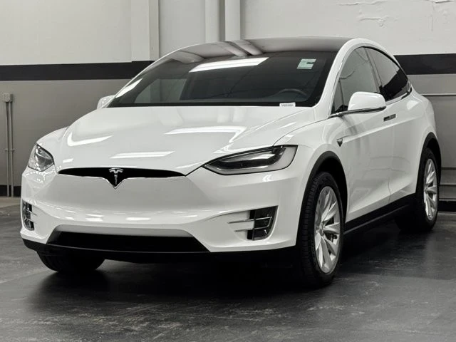 2016 Tesla Model X - Image 7 of 12