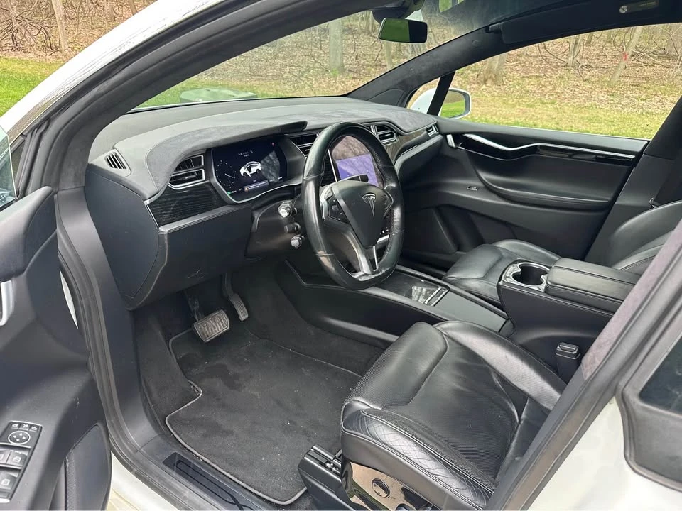 2016 Tesla Model X - Image 12 of 15