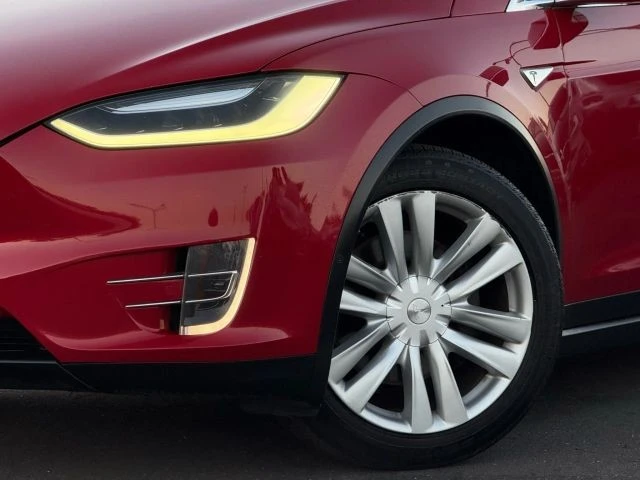 2016 Tesla Model X - Image 2 of 29