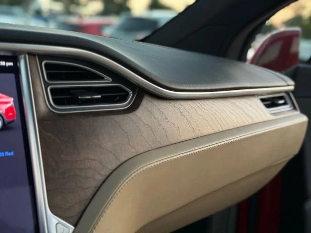2016 Tesla Model X - Image 27 of 29