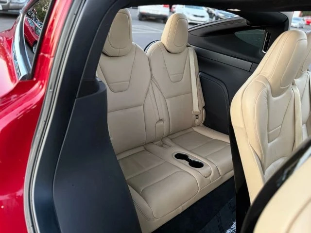 2016 Tesla Model X - Image 18 of 29