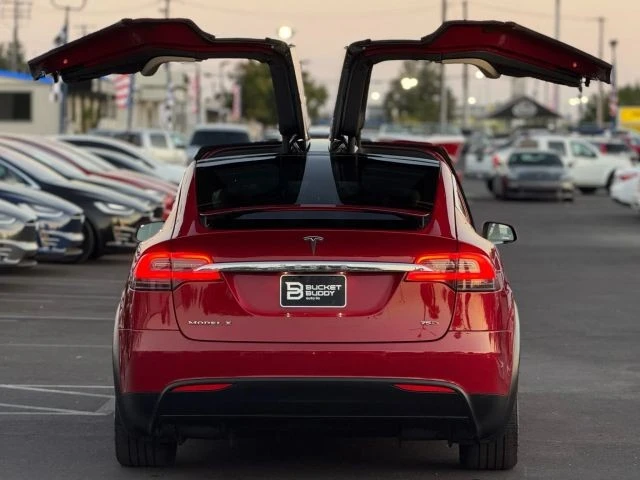2016 Tesla Model X - Image 12 of 29