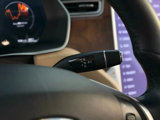 2016 Tesla Model X - Image 25 of 29