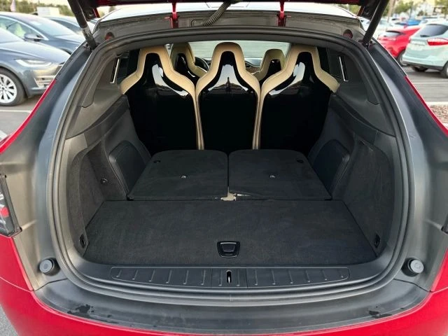 2016 Tesla Model X - Image 14 of 29