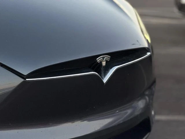 2016 Tesla Model X - Image 4 of 12