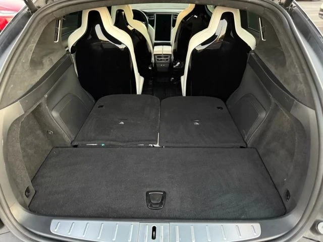 2016 Tesla Model X - Image 14 of 21