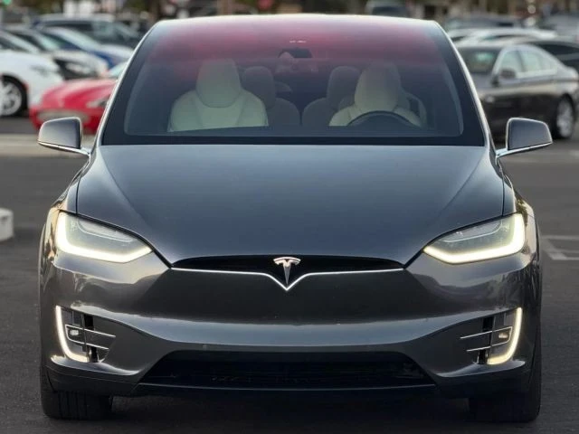 2016 Tesla Model X - Image 5 of 12