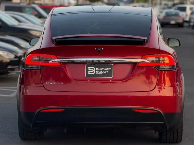 2016 Tesla Model X - Image 8 of 21