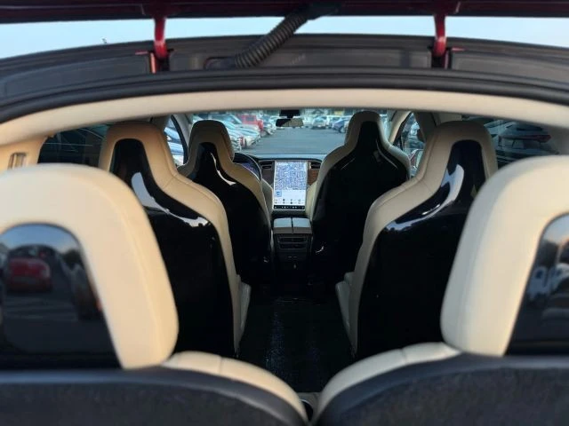 2016 Tesla Model X - Image 16 of 21