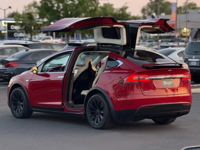 2016 Tesla Model X - Image 14 of 21