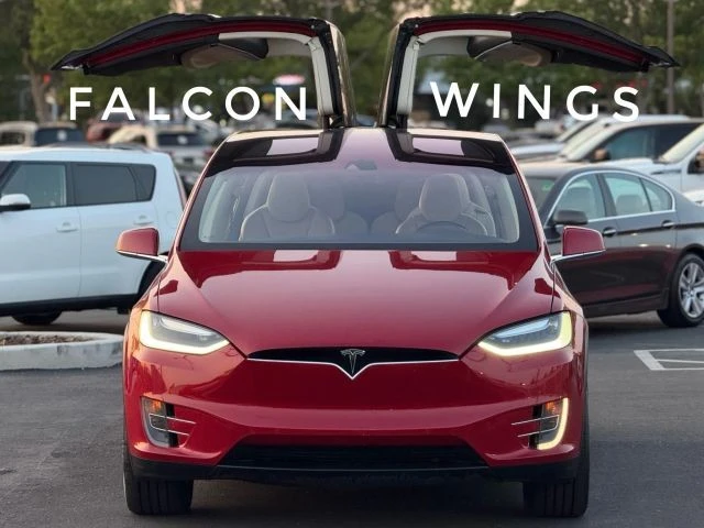 2016 Tesla Model X - Image 10 of 21