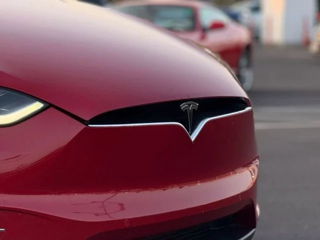 2016 Tesla Model X - Image 4 of 12