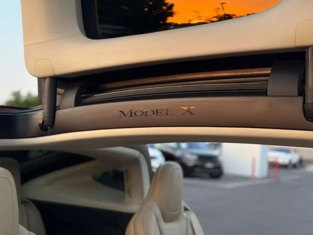 2016 Tesla Model X - Image 20 of 21