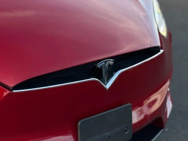 2016 Tesla Model X - Image 4 of 21