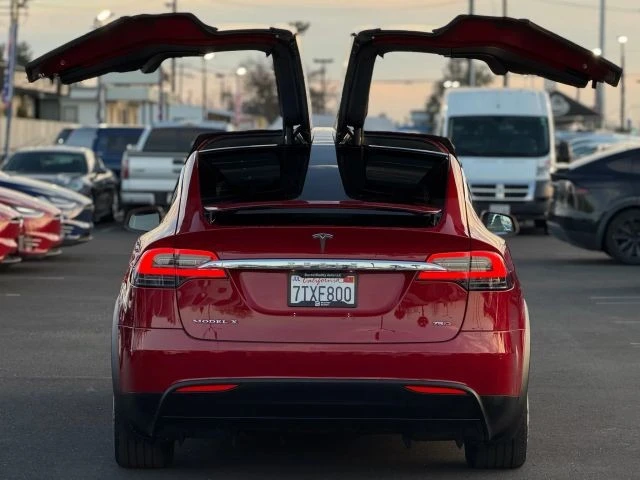 2016 Tesla Model X - Image 12 of 21