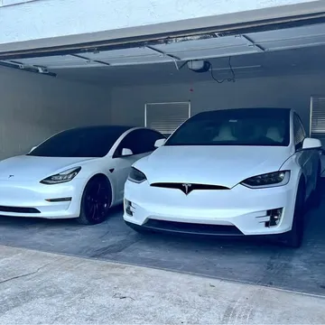 2016 Tesla Model X 75D Sport Utility 4D