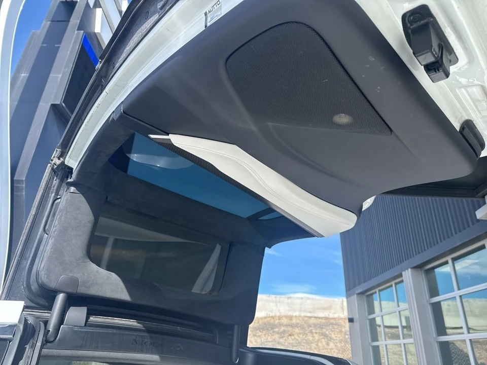 2016 Tesla Model X - Image 14 of 21