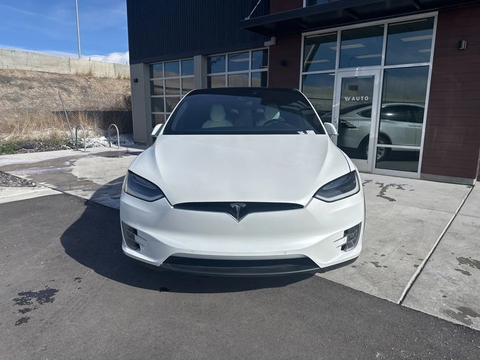 2016 Tesla Model X - Image 3 of 21