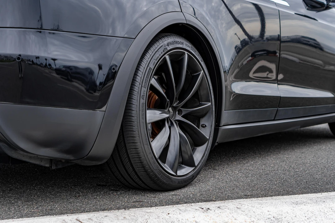 2016 Tesla Model X - Image 29 of 31