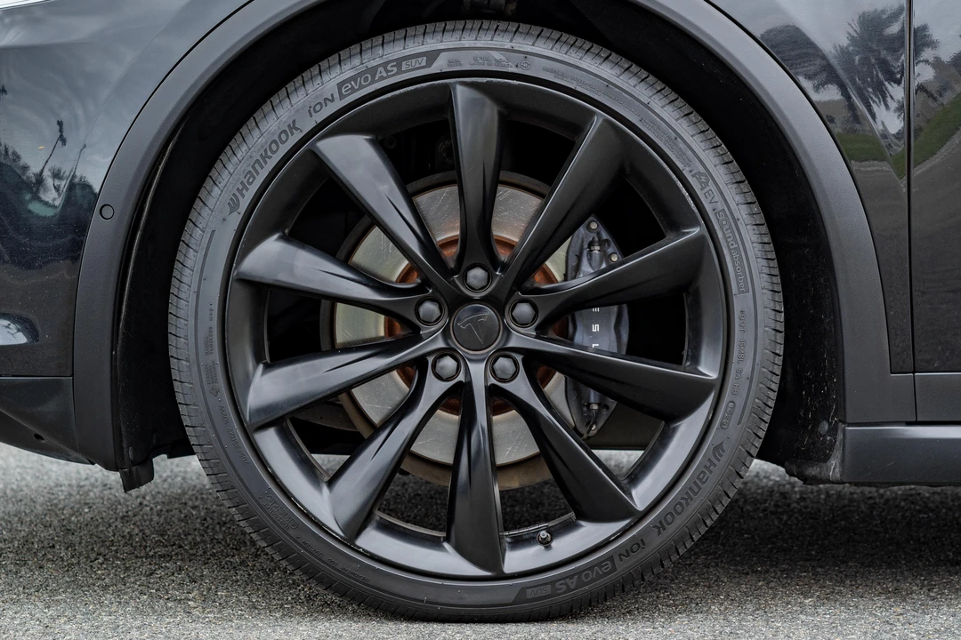2016 Tesla Model X - Image 23 of 31