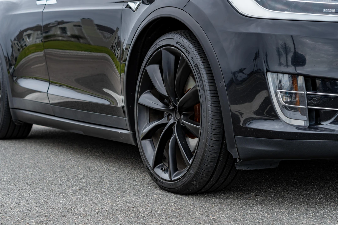 2016 Tesla Model X - Image 30 of 31