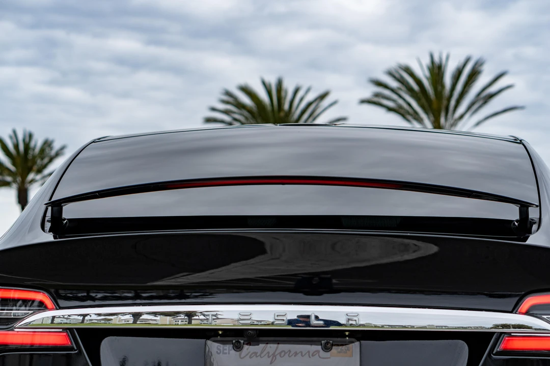 2016 Tesla Model X - Image 19 of 31