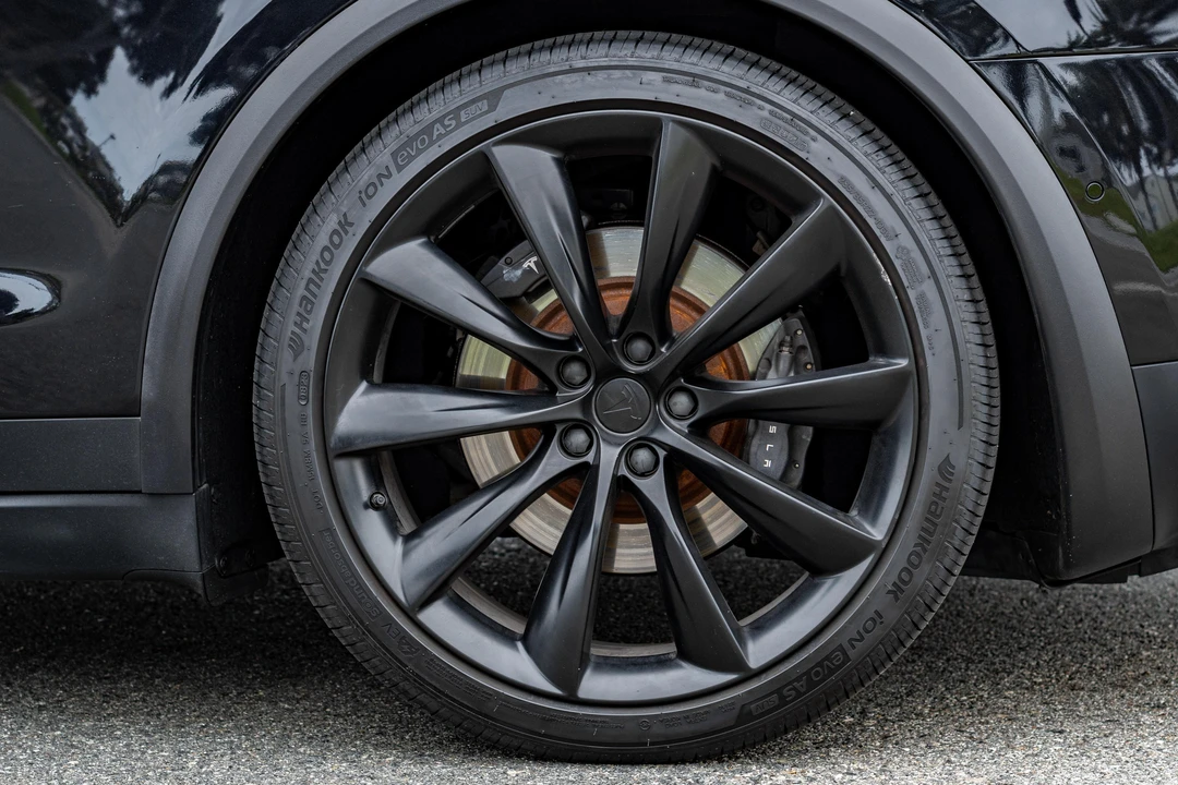 2016 Tesla Model X - Image 24 of 31