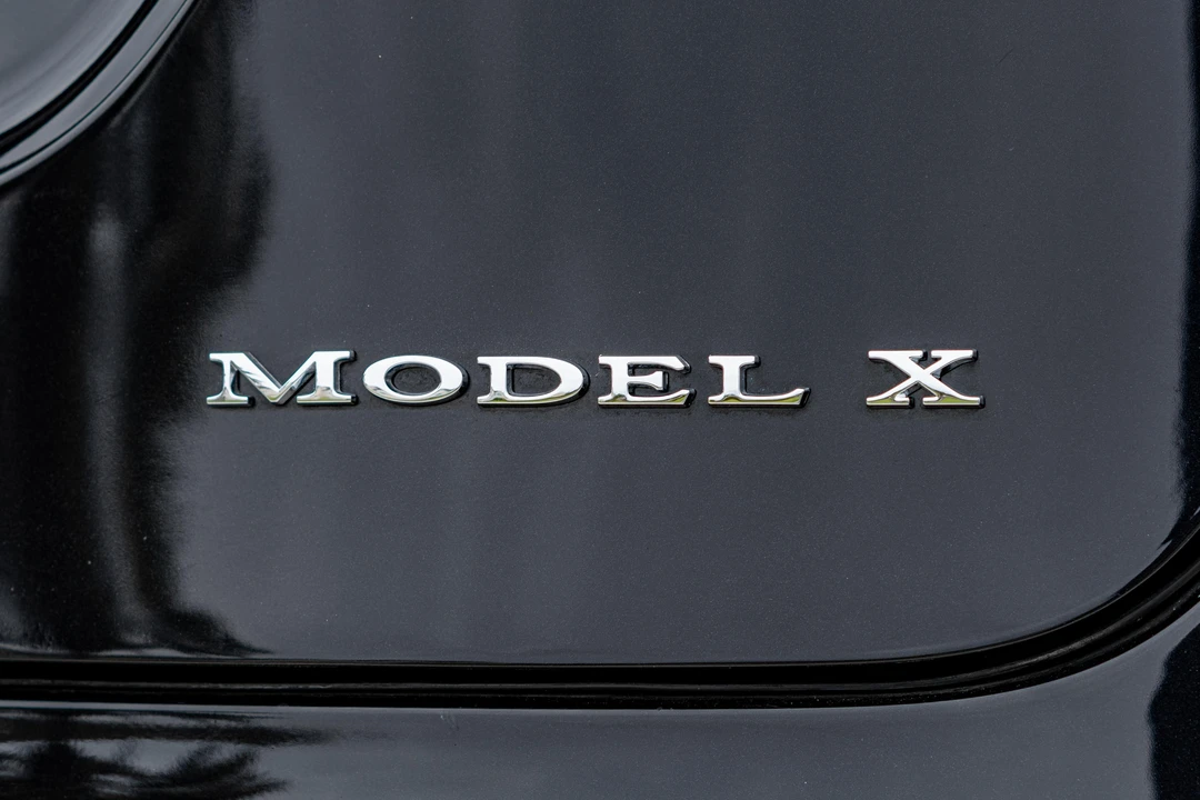 2016 Tesla Model X - Image 21 of 31