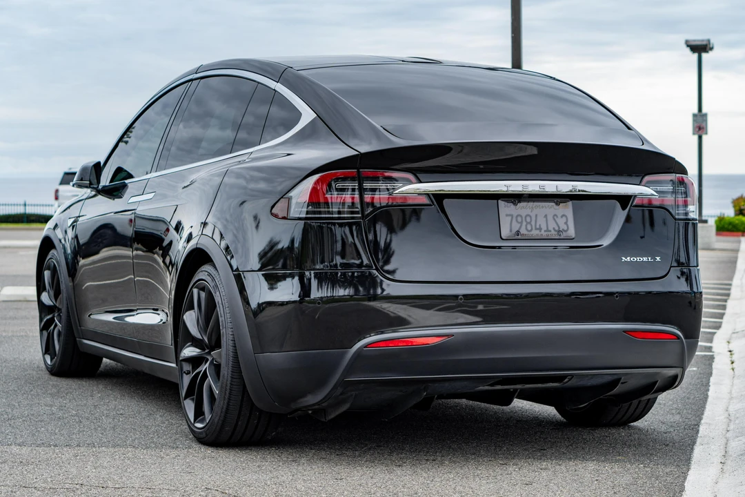 2016 Tesla Model X - Image 4 of 31