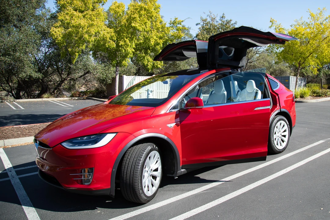 2016 Tesla Model X - Image 23 of 31