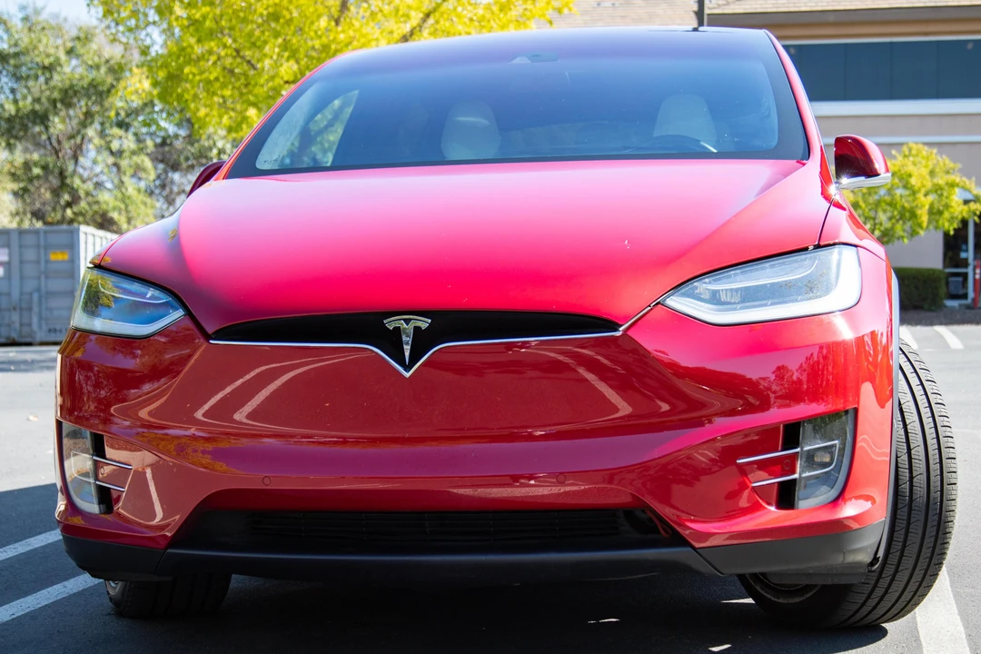 2016 Tesla Model X - Image 2 of 31