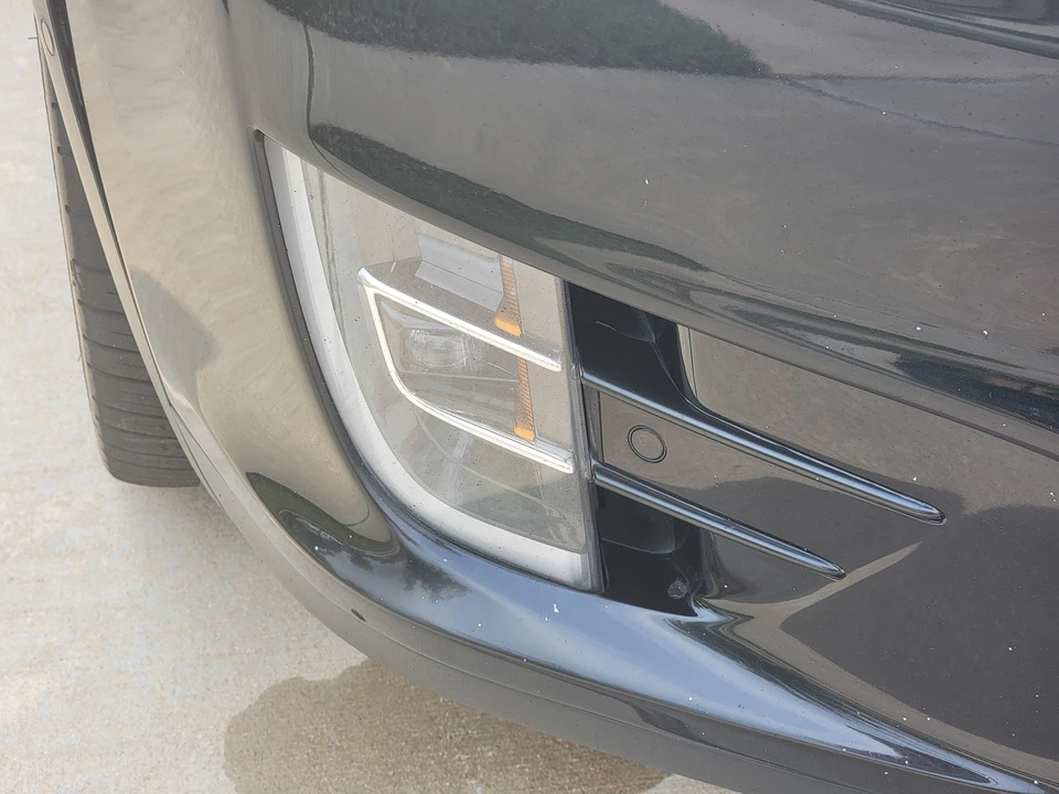 2016 Tesla Model X - Image 13 of 31