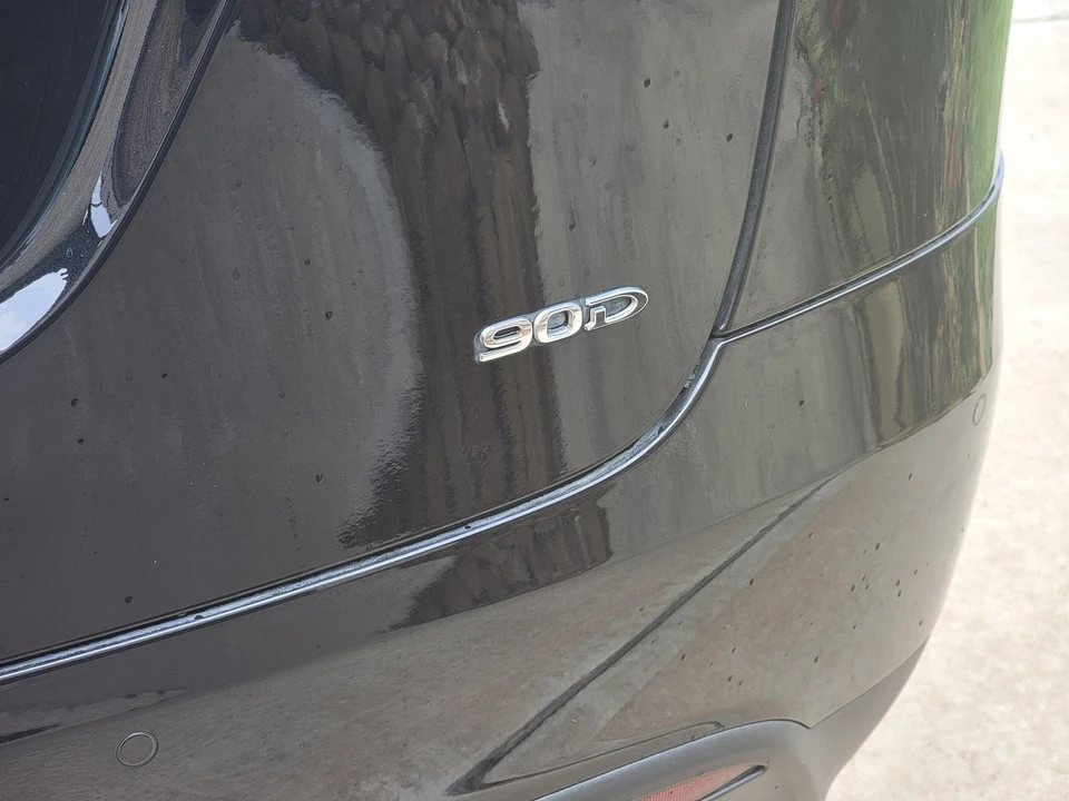 2016 Tesla Model X - Image 27 of 31