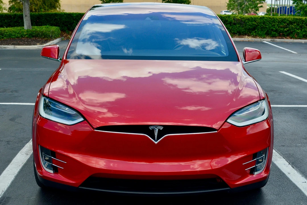 2016 Tesla Model X - Image 2 of 31