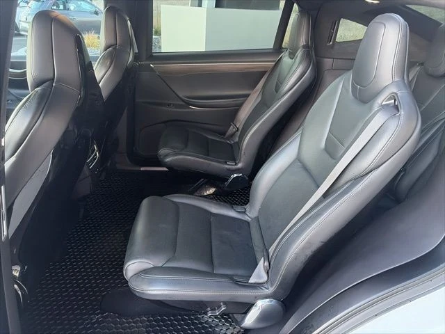 2016 Tesla Model X - Image 15 of 21