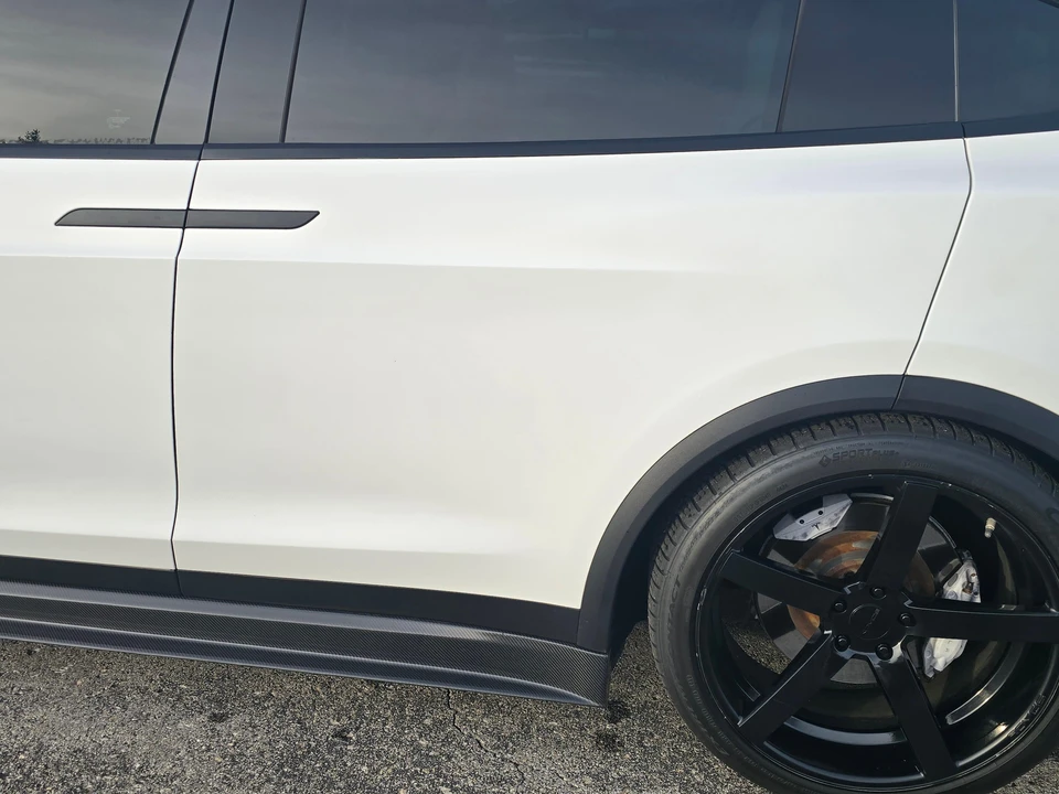 2016 Tesla Model X - Image 21 of 31