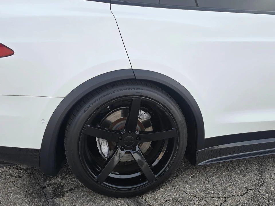 2016 Tesla Model X - Image 27 of 31