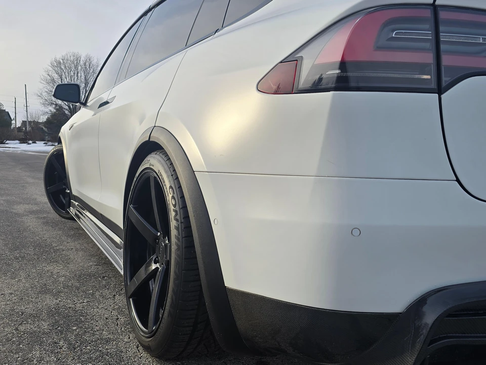 2016 Tesla Model X - Image 23 of 31