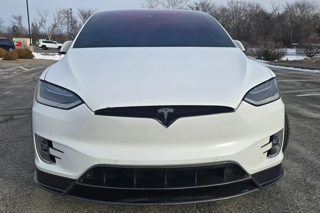 2016 Tesla Model X - Image 2 of 31