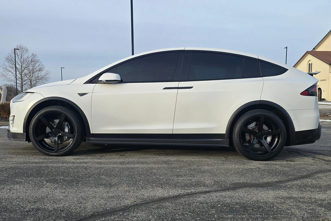 2016 Tesla Model X - Image 3 of 31